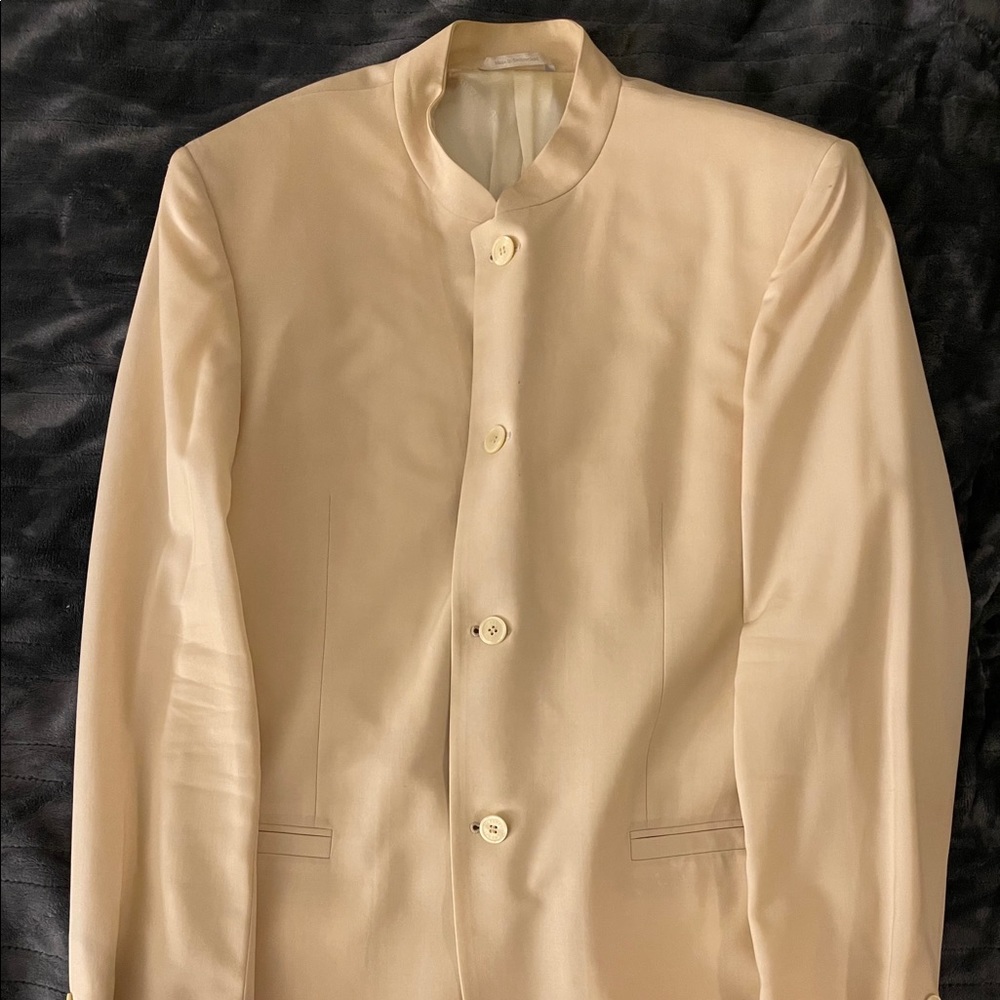 Versace Classic Mens Suit, Cream w Nehru Collar